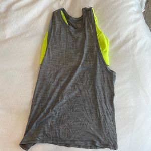 Lululemon tank